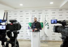 U LAŽI SU KRATKE NOGE! Fijasko na konfereniciji Usame Zukorlića