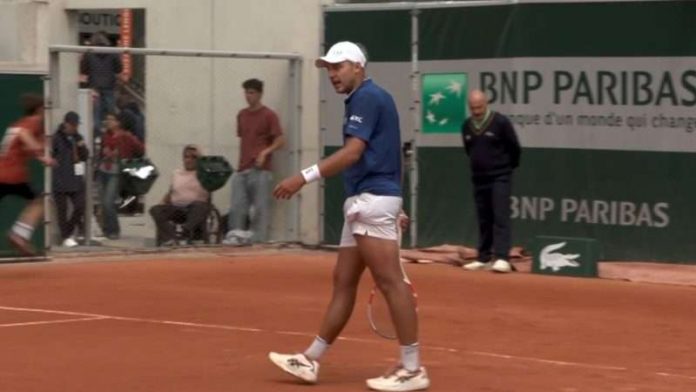 medjedovic-vodi-2:0-u-setovima-protiv-majhsaka-u-parizu.