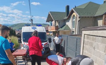 SAOBRAĆAJNA NESREĆA U NOVOM PAZARU: Povređen dečak na motoru (FOTO) saobracajna-nesreca-u-novom-pazaru:-povredjen-decak-na-motoru-(foto)