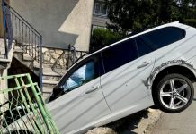 (VIDEO) SAOBRAĆAJNA NEZGODA U NOVOM PAZARU: Žena teško povređena (video)-saobracajna-nezgoda-u-novom-pazaru:-zena-tesko-povredjena