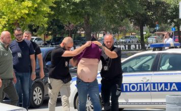 (VIDEO, FOTO) VELIKA AKCIJA HAPŠENJA U NOVOM PAZARU! Slobode lišeno više lica (video,-foto)-velika-akcija-hapsenja-u-novom-pazaru!-slobode-liseno-vise-lica