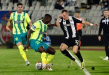 POLUVREME U HUMSKOJ: Partizan napada, AEK preživljava pred 23.253 navijača poluvreme-u-humskoj:-partizan-napada,-aek-prezivljava-pred-23.253-navijaca