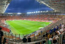 (FOTO) Poljaci na utakmici protiv Novog Pazara ismejavali poslanika Muhammeda a.s. (foto)-poljaci-na-utakmici-protiv-novog-pazara-ismejavali-poslanika-muhammeda-as.