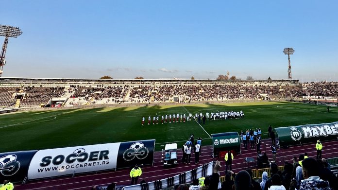 uefa-kaznila-partizan:-90.250-evra-i-zatvorena-istocna-tribina-stadiona-u-humskoj
