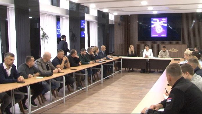 pazarski-drum-panorama-polumaraton:-na-stazi-oko-1.500-trkaca pazarski-drum-panorama-polumaraton:-na-stazi-oko-1.500-trkaca