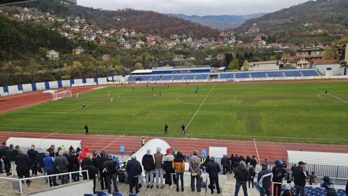 bes-u-priboju!-dva-penala-za-vozdovac,-fap-preti-istupanjem-iz-lige