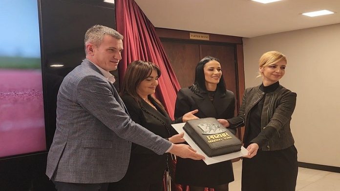 promovisan-„pazar-raning-tim“:-novi-atletski-kolektiv-za-buduce-sampione