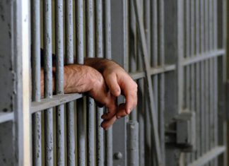 Užas u Sandžaku: Prijetio supruzi nožem i tjerao je da skoči u rijeku uzas-u-sandzaku:-prijetio-supruzi-nozem-i-tjerao-je-da-skoci-u-rijeku