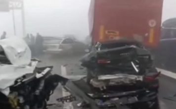 /VIDEO/ Veliki lančani sudar na autoputu Miloš Veliki – više povrijeđenih, saobraćaj obustavljen /video/-veliki-lancani-sudar-na-autoputu-milos-veliki-–-vise-povrijedjenih,-saobracaj-obustavljen