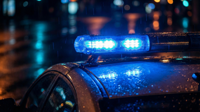 tezak-udes-kod-smedereva:-u-sudaru-tri-vozila-rasut-teret-po-putu tezak-udes-kod-smedereva:-u-sudaru-tri-vozila-rasut-teret-po-putu