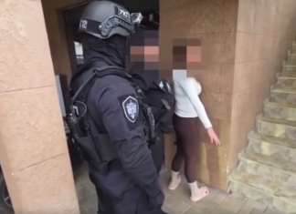 UHAPŠENA S. D. (1990) – U firmi UKRALA gotovo 150 miliona dinara /VIDEO/ uhapsena-s-d.-(1990)-–-u-firmi-ukrala-gotovo-150-miliona-dinara-/video/