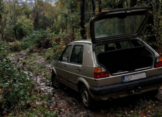 Muškarac oteo svoju ženu, ugurao je u gepek i pretukao u šumi muskarac-oteo-svoju-zenu,-ugurao-je-u-gepek-i-pretukao-u-sumi