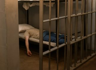 Bez imalo srama: Pokrao novac za bolesno dijete, pa imao udes sa motorom i završio u pritvoru bez-imalo-srama:-pokrao-novac-za-bolesno-dijete,-pa-imao-udes-sa-motorom-i-zavrsio-u-pritvoru