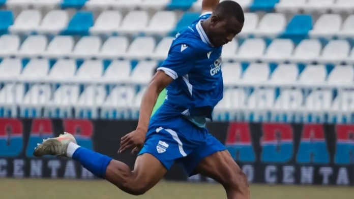 sise-u-tobolu,-plavima-obestecenje sise-u-tobolu,-plavima-obestecenje