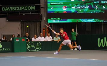 Peh na startu takmičenja: Međedović poražen od Vavrinke nakon velike borbe peh-na-startu-takmicenja:-medjedovic-porazen-od-vavrinke-nakon-velike-borbe