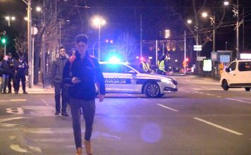 POKUŠAJ UBISTVA U NOVOM PAZARU: Na muškarca ispaljen veći broj hitaca iz vatrenog oružja pokusaj-ubistva-u-novom-pazaru:-na-muskarca-ispaljen-veci-broj-hitaca-iz-vatrenog-oruzja