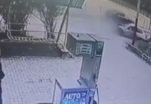 Potresan VIDEO SNIMAK: Automobil se uključivao sa pumpe! “Mercedes” ga JE RAZNEO! potresan-video-snimak:-automobil-se-ukljucivao-sa-pumpe!-“mercedes”-ga-je-razneo!