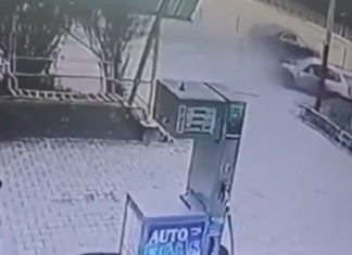 Potresan VIDEO SNIMAK: Automobil se uključivao sa pumpe! “Mercedes” ga JE RAZNEO! potresan-video-snimak:-automobil-se-ukljucivao-sa-pumpe!-“mercedes”-ga-je-razneo!