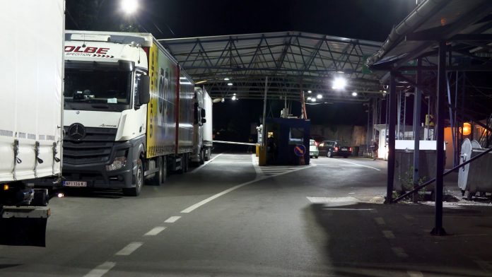 oduzeti-pecat-i-ugovori-na-administrativnom-prelazu-brnjak