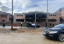 Poginuo muškarac, vatrogasci kod vozila: Potresne slike sa mesta teške nesreće kod Prijepolja – golf se zakucao u kamion (FOTO) poginuo-muskarac,-vatrogasci-kod-vozila:-potresne-slike-sa-mesta-teske-nesrece-kod-prijepolja-–-golf-se-zakucao-u-kamion-(foto)