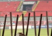 Provokacija navijača Vojvodine prema Novom Pazaru: Slanina okačena na ogradu provokacija-navijaca-vojvodine-prema-novom-pazaru:-slanina-okacena-na-ogradu