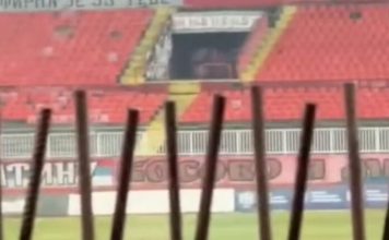 Provokacija navijača Vojvodine prema Novom Pazaru: Slanina okačena na ogradu provokacija-navijaca-vojvodine-prema-novom-pazaru:-slanina-okacena-na-ogradu