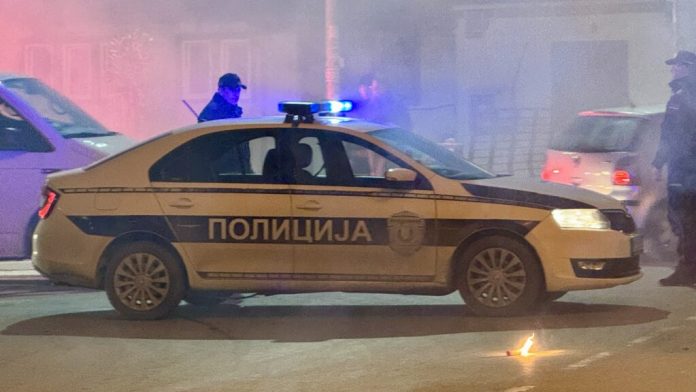 uhapsena-dvojica-osumnjicenih-za-pripremu-napada-na-predsednika-i-njegovu-porodicu uhapsena-dvojica-osumnjicenih-za-pripremu-napada-na-predsednika-i-njegovu-porodicu