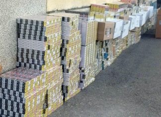 (FOTO) Zaplena cigareta u Sjenici: U skrivenom bunkeru kamiona pronađena roba vredna 3,5 miliona dinara (foto)-zaplena-cigareta-u-sjenici:-u-skrivenom-bunkeru-kamiona-pronadjena-roba-vredna-3,5-miliona-dinara