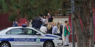 Užas u Kraljevu: Muškarac ubio suprugu, ranio majku, pa presudio sebi uzas-u-kraljevu:-muskarac-ubio-suprugu,-ranio-majku,-pa-presudio-sebi