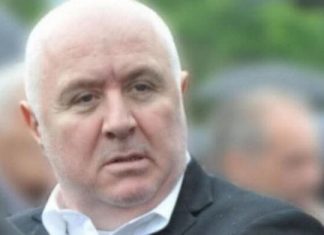 UHAPŠEN brat Mila Đukanovića: Policija pretresa imovinu u Podgorici i Nikšiću uhapsen-brat-mila-djukanovica:-policija-pretresa-imovinu-u-podgorici-i-niksicu