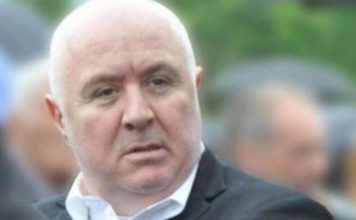 UHAPŠEN brat Mila Đukanovića: Policija pretresa imovinu u Podgorici i Nikšiću uhapsen-brat-mila-djukanovica:-policija-pretresa-imovinu-u-podgorici-i-niksicu