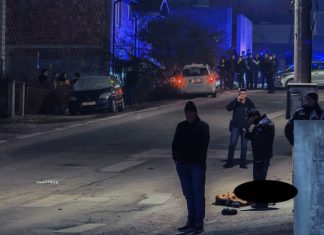 Tri dana žalosti u Sjenici: Majka i kćerka poginule na trotoaru, dječak (9) se bori za život tri-dana-zalosti-u-sjenici:-majka-i-kcerka-poginule-na-trotoaru,-djecak-(9)-se-bori-za-zivot