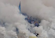 Poslije utakmice hapšenja u Novom Pazaru: Pretučen navijač, povrijeđeni policajci, oštećeno šest autobusa poslije-utakmice-hapsenja-u-novom-pazaru:-pretucen-navijac,-povrijedjeni-policajci,-osteceno-sest-autobusa