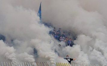 Poslije utakmice hapšenja u Novom Pazaru: Pretučen navijač, povrijeđeni policajci, oštećeno šest autobusa poslije-utakmice-hapsenja-u-novom-pazaru:-pretucen-navijac,-povrijedjeni-policajci,-osteceno-sest-autobusa