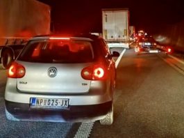 saobracajna-nezgoda-ispred-tunela-sarani-na-autoputu-milos-veliki