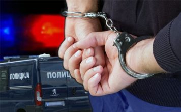 Sandžak: „Zovi policiju, kad se vratim pobiću vas“ – jezive prijetnje ocu R.J. i bratu S.J. sandzak:-„zovi-policiju,-kad-se-vratim-pobicu-vas“-–-jezive-prijetnje-ocu-rj-i-bratu-sj.