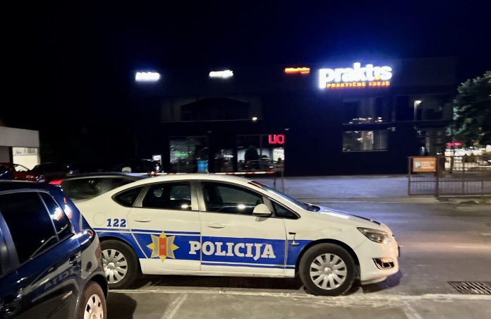 velika-policijska-akcija-u-rozajama:-oduzeto-oruzje,-municija-i-opojne-droge