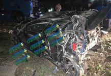 HOROR U NOVOM PAZARU: Audi A3 smrskan nakon sudara s kamionom horor-u-novom-pazaru:-audi-a3-smrskan-nakon-sudara-s-kamionom