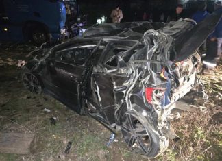 Vozač Audija upravo transportovan u Klinički centar: Ovo su povrede opasne po život vozac-audija-upravo-transportovan-u-klinicki-centar:-ovo-su-povrede-opasne-po-zivot