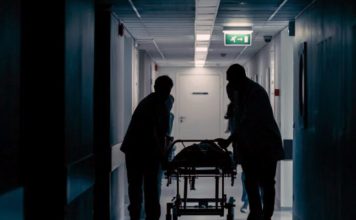 Krvava svađa zbog stana u Novom Pazaru: Muškarac izboden, hirurg otkrio težinu povreda krvava-svadja-zbog-stana-u-novom-pazaru:-muskarac-izboden,-hirurg-otkrio-tezinu-povreda