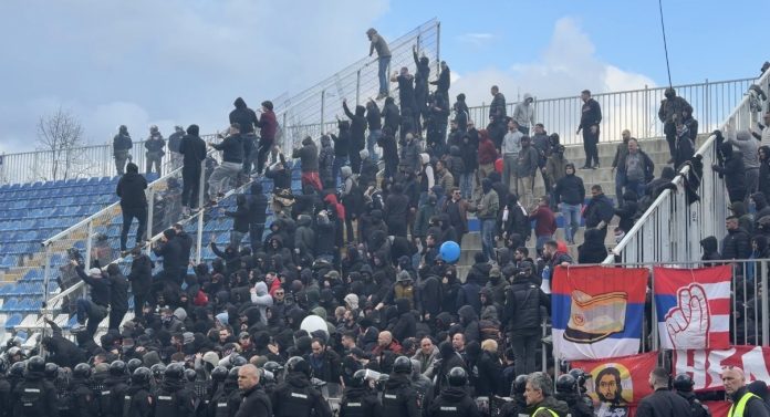 privremeno-zatvoren-stadion-u-novom-pazaru-zbog-incidenata-na-utakmici-sa-crvenom-zvezdom