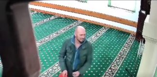 VIDEO krađe u džamiji: Muškarac ukrao novac iz kutije za dobrovoljne priloge video-kradje-u-dzamiji:-muskarac-ukrao-novac-iz-kutije-za-dobrovoljne-priloge