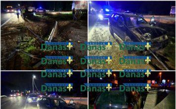STRAVIČAN UDES KOD PAZARA: Automobil raznio betonsku banderu, pola naselja ostalo bez struje! /VIDEO/ stravican-udes-kod-pazara:-automobil-raznio-betonsku-banderu,-pola-naselja-ostalo-bez-struje!-/video/