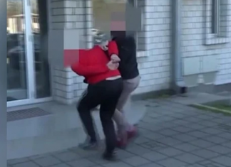 UŽAS! B.C. (59) osumnjičen za uznemiravanje maloljetnice u liftu – prijeti mu pritvor uzas!-bc.-(59)-osumnjicen-za-uznemiravanje-maloljetnice-u-liftu-–-prijeti-mu-pritvor