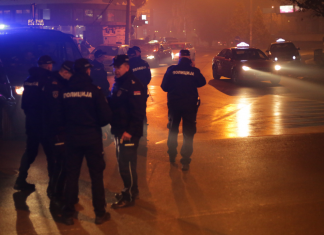 Krvavi obračun u Novom Pazaru: Mladić izboden u stanu, dve osobe uhapšene krvavi-obracun-u-novom-pazaru:-mladic-izboden-u-stanu,-dve-osobe-uhapsene