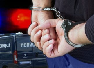 LAŽNI PRODAVCI HARALI SANDŽAKOM: Ušli u kuću pod izgovorom prodaje, izašli s hiljadama eura lazni-prodavci-harali-sandzakom:-usli-u-kucu-pod-izgovorom-prodaje,-izasli-s-hiljadama-eura