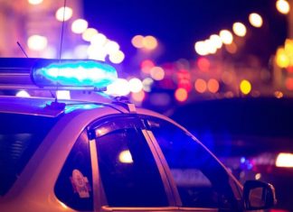 Filmska potjera Rožaje–Berane: BMW bježao policiji, pa “pao” u garaži punoj robe filmska-potjera-rozaje–berane:-bmw-bjezao-policiji,-pa-“pao”-u-garazi-punoj-robe