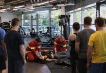 U teretani djevojka teško povrijeđena: Tegovi pali na nju dok je vježbala! u-teretani-djevojka-tesko-povrijedjena:-tegovi-pali-na-nju-dok-je-vjezbala!