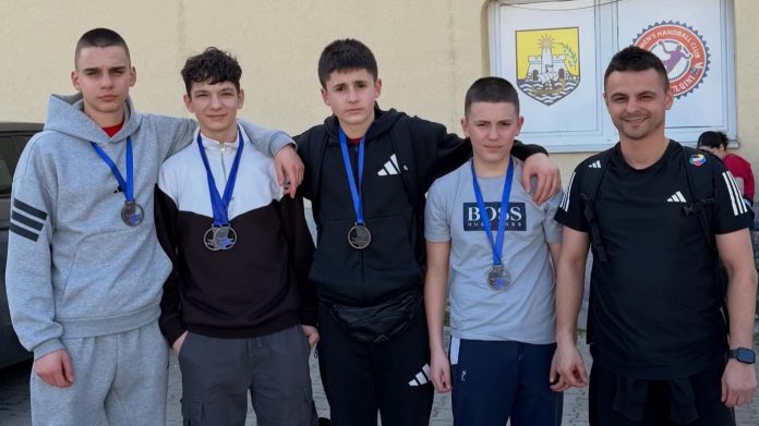 karatisti-feniksa-uspesni-u-cacku-i-ulcinju