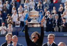 Artur Fis osvojio titulu u Barseloni, savladao Rubljova Artur Fis slavi titulu nakon finala u Barseloni protiv Andreja Rubljova